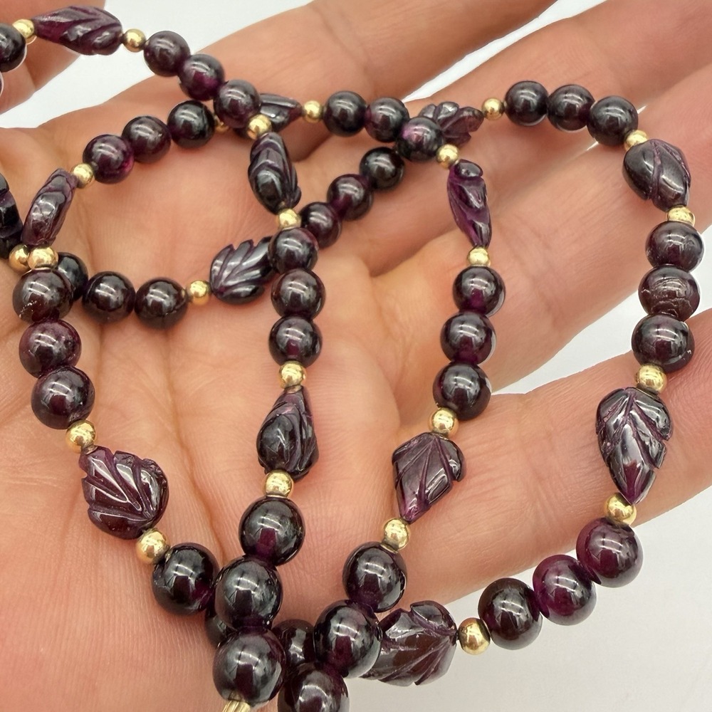 Vtg Garnet Bead Necklace 14k Gold Filled Clasp 6mm Round Leaf Carved Gemstone 19